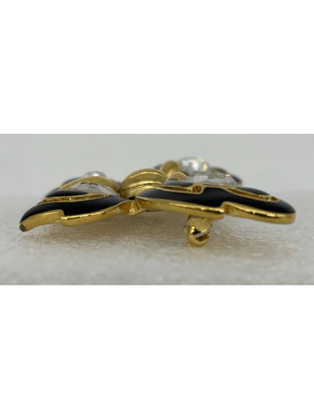 Vintage Trifari Butterfly Brooch Gold Tone Black Enamel Clear Rhinestones Signed - Picture 10 of 16